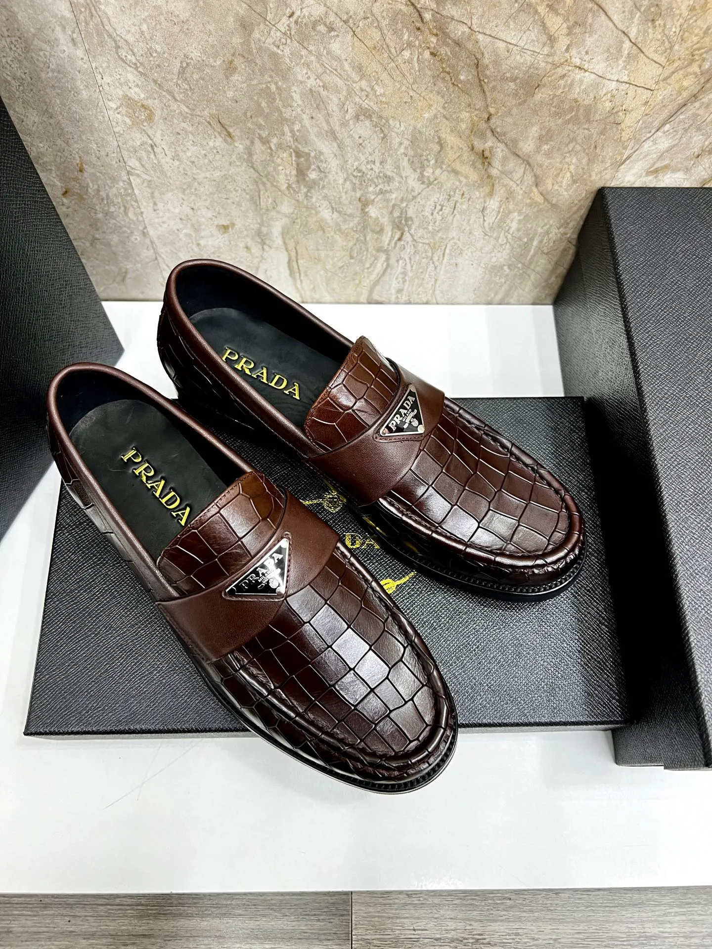 PRADA~ Size: 38-44 (customized 45/46 P: 💰880 P's original official website new high-end men's leather shoes, top-quality original replicas, made of imported open edge beads/calf leather, calf leather breathable lining, original leather outsole!